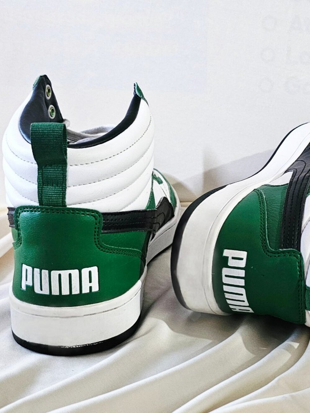 Puma Dribble Mid High Top Sneakers Men’s 8.5 White Green Black | Great Condition